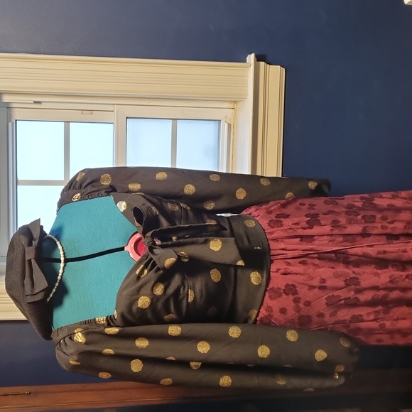 Urban Outfitters Tops - Urban Outfitters | Milk-maid blouse.